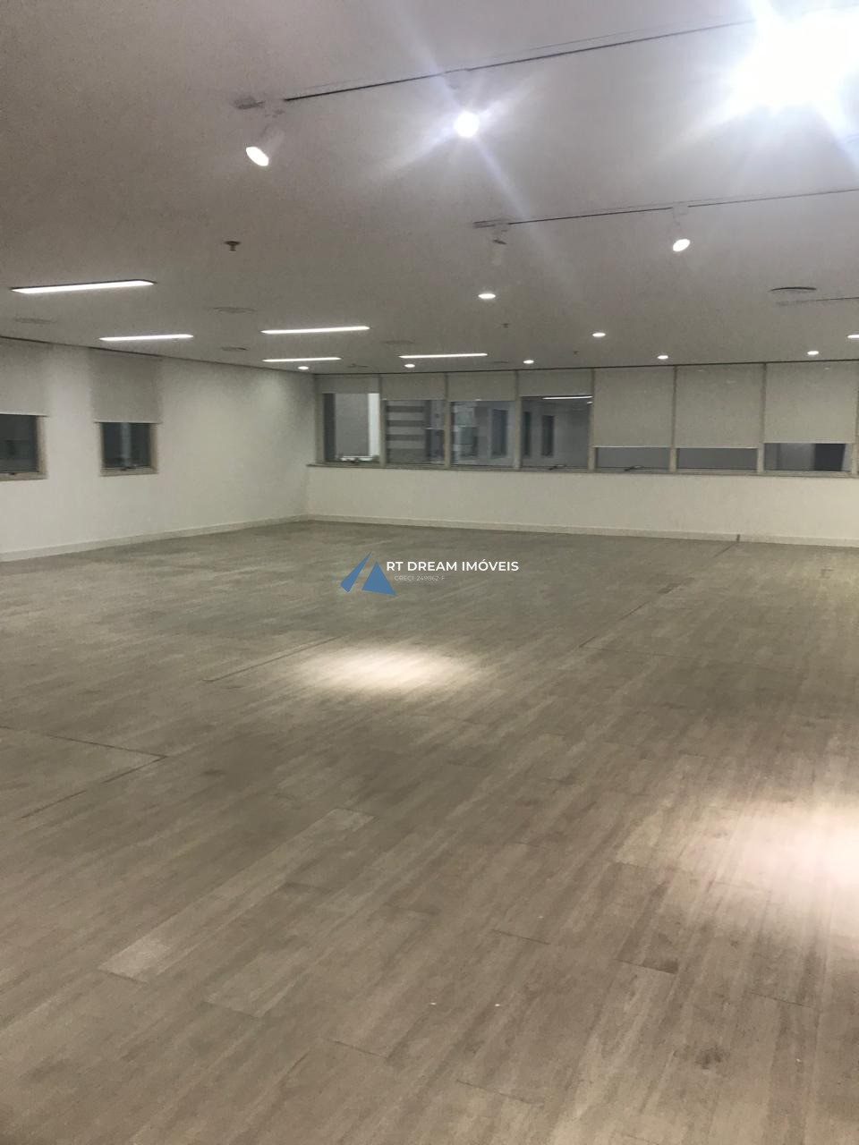 Sala-Conjunto, 206 m² - Foto 1
