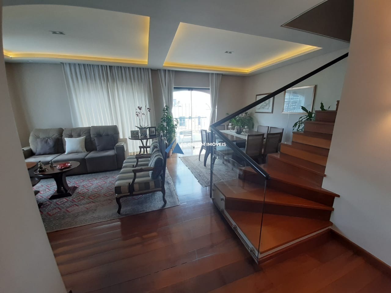 Cobertura, 3 quartos, 275 m² - Foto 2