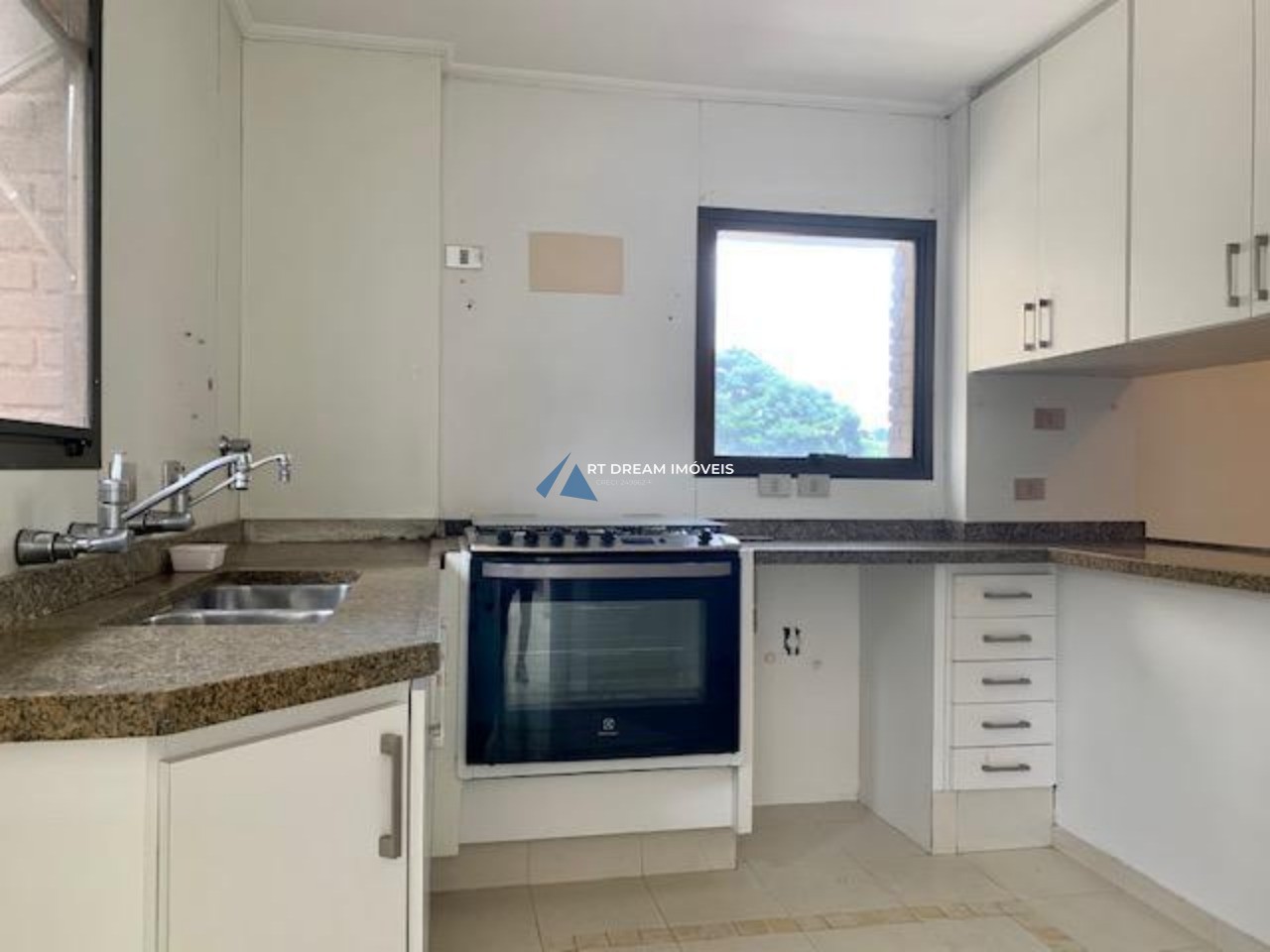 Apartamento, 4 quartos, 234 m² - Foto 17