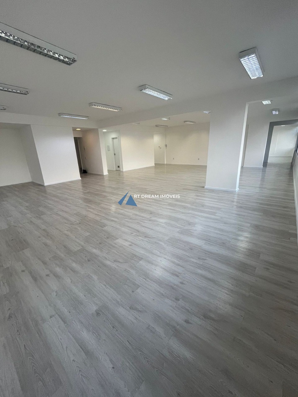 Sala-Conjunto, 555 m² - Foto 2