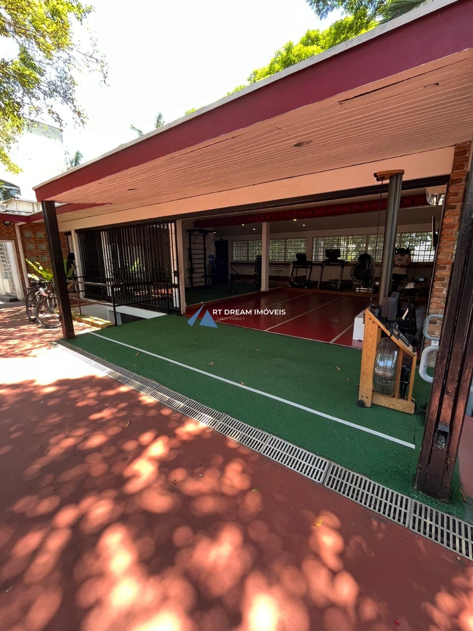 Prédio Inteiro, 684 m² - Foto 1
