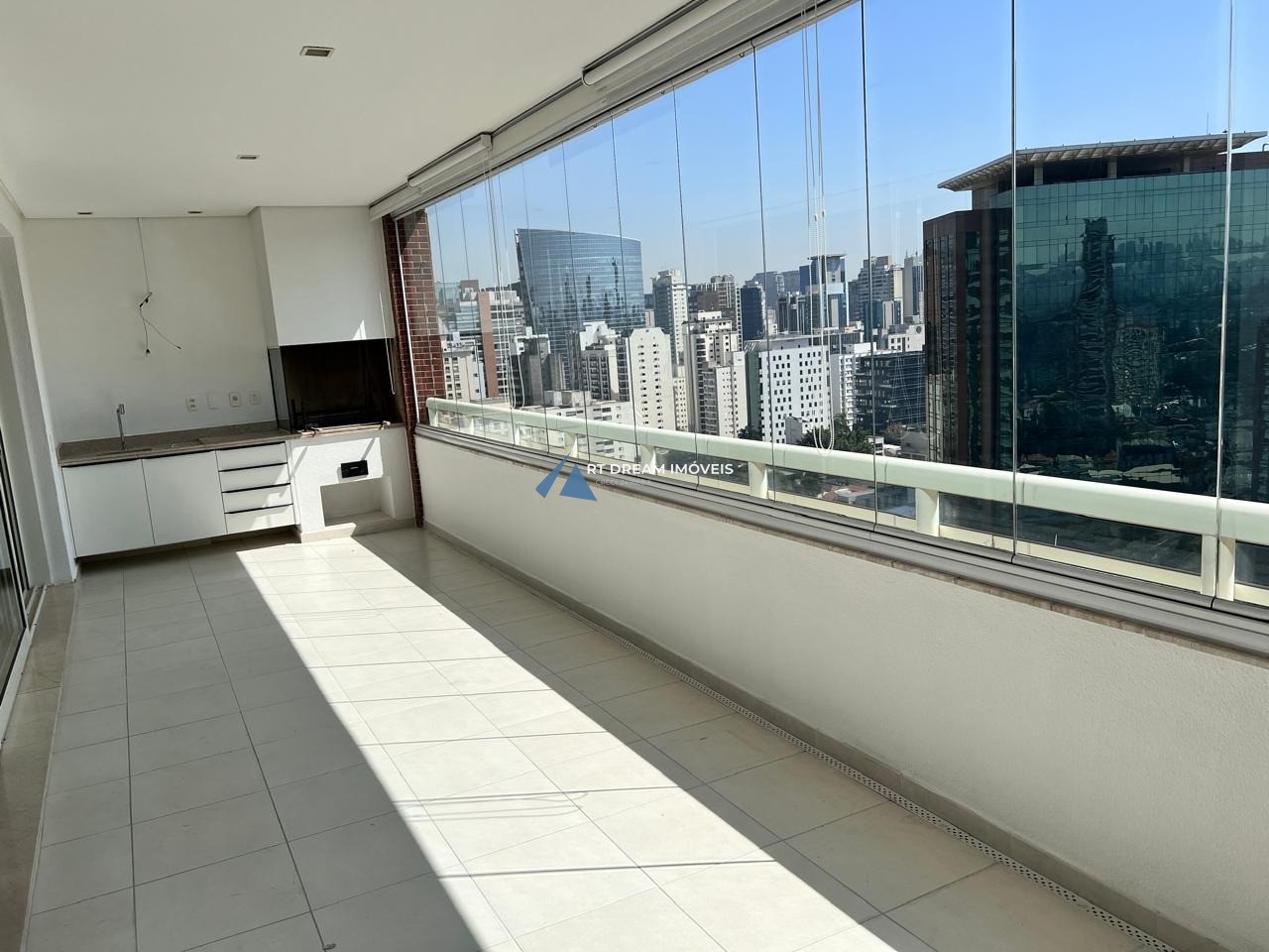 Apartamento, 3 quartos, 151 m² - Foto 1