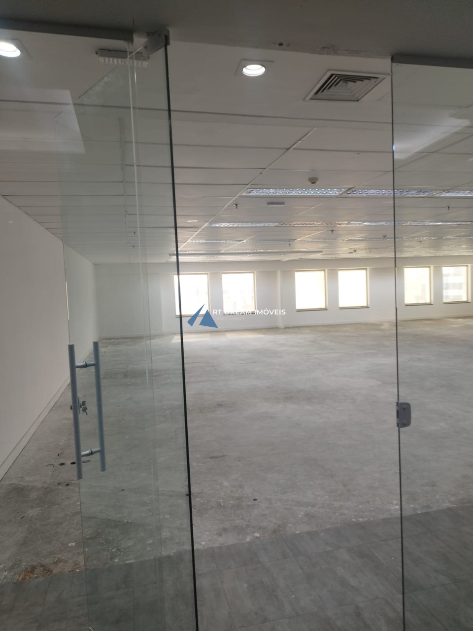 Sala-Conjunto, 304 m² - Foto 2