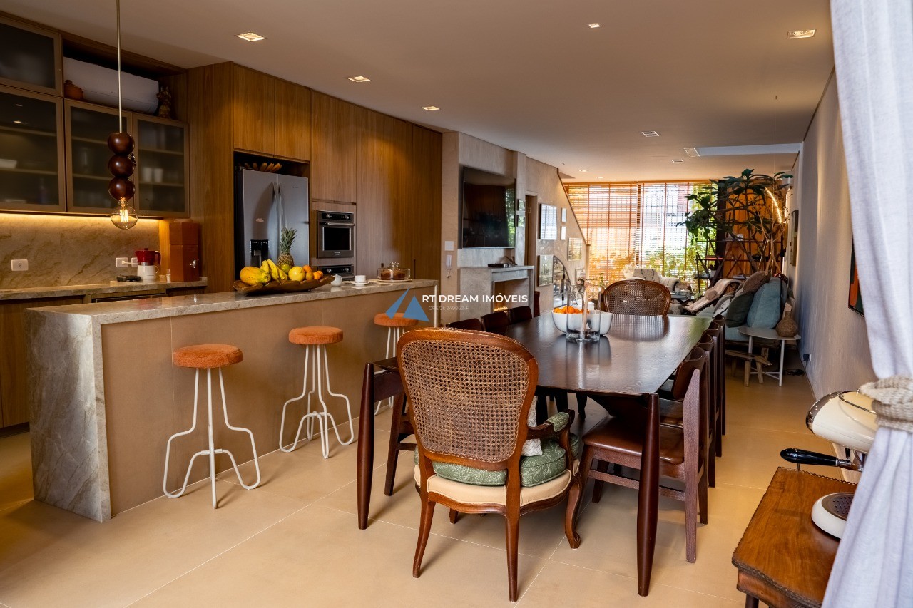 Casa, 3 quartos, 300 m² - Foto 4