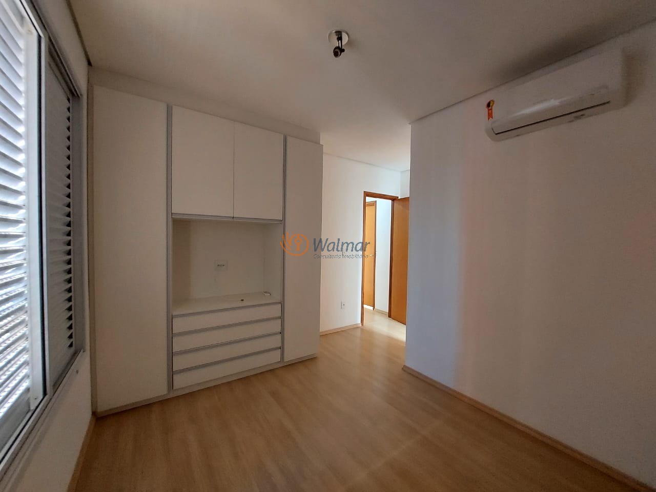 Apartamento à venda em Campinas-SP, bairro Cambuí: 3 quartos, 1 suíte, 3 salas, 3 banheiros, 2 vagas, 89,12m².