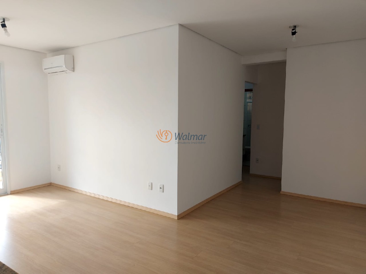 Apartamento à venda em Campinas-SP, bairro Cambuí: 3 quartos, 1 suíte, 3 salas, 3 banheiros, 2 vagas, 89,12m².
