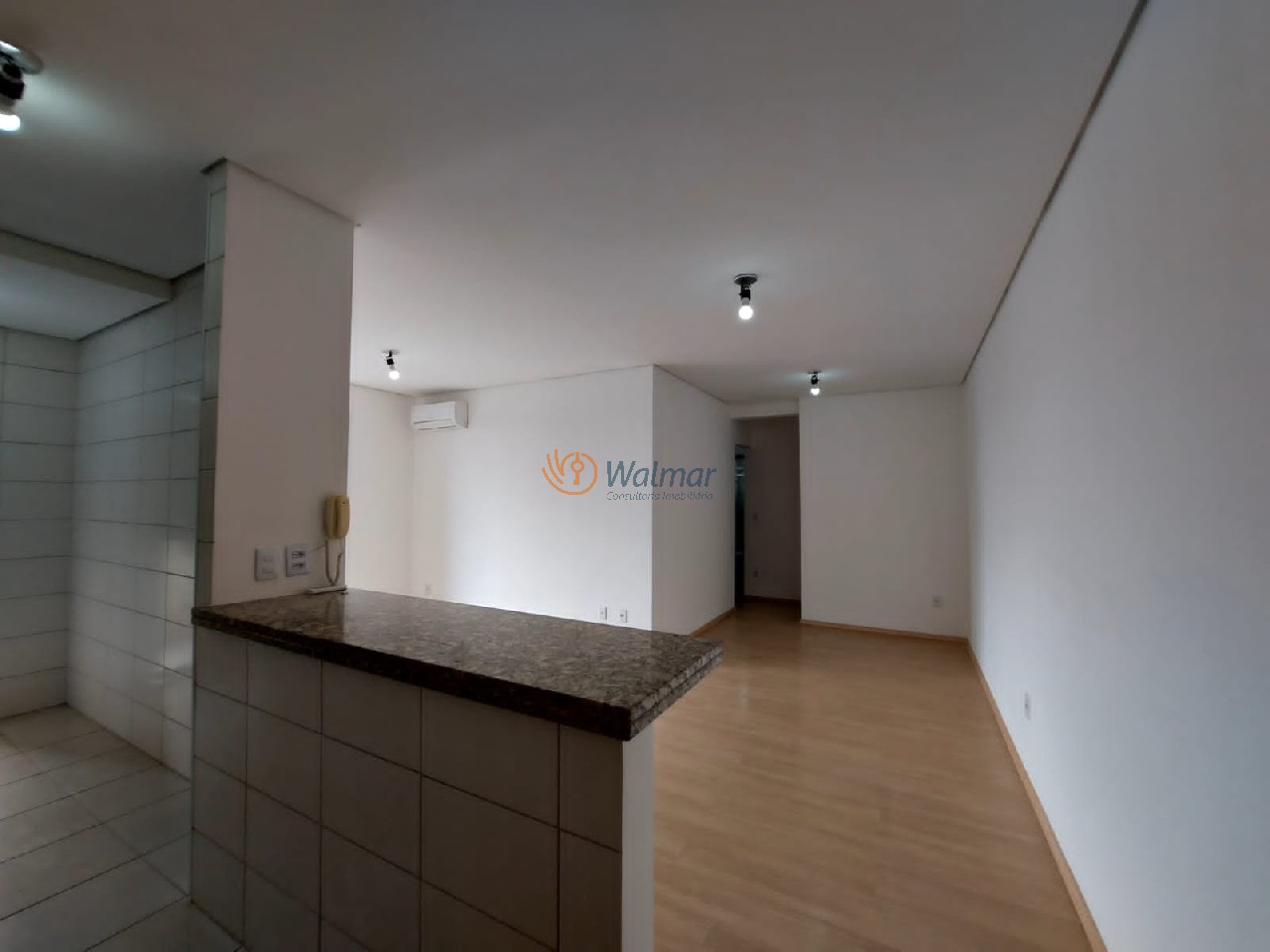 Apartamento à venda em Campinas-SP, bairro Cambuí: 3 quartos, 1 suíte, 3 salas, 3 banheiros, 2 vagas, 89,12m².