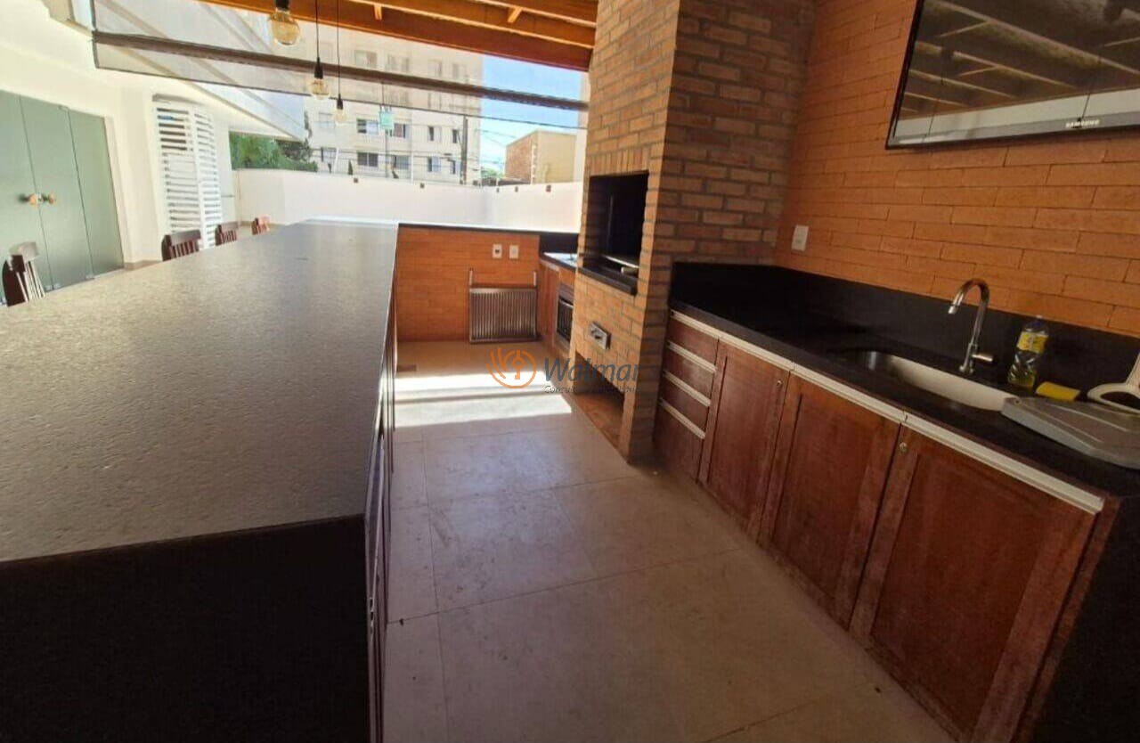 Apartamento de alto padrão à venda no Cambuí, Campinas-SP: 3 quartos, 1 suíte, 3 salas, 4 banheiros, 2 vagas, 138,78 m².