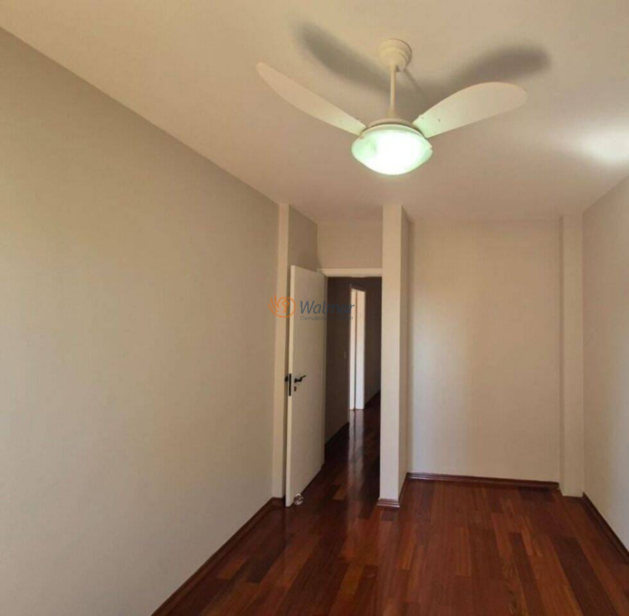 Apartamento de alto padrão à venda no Cambuí, Campinas-SP: 3 quartos, 1 suíte, 3 salas, 4 banheiros, 2 vagas, 138,78 m².