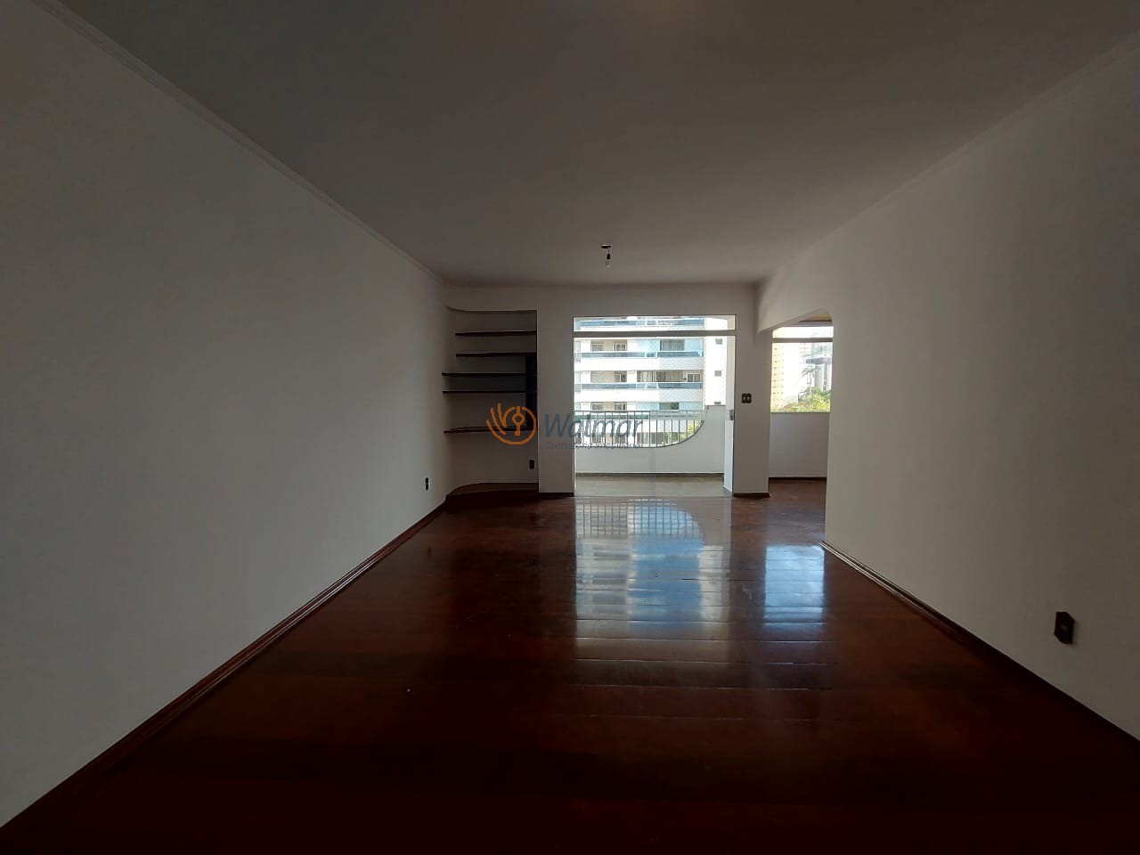 Imperdível! Apartamento à venda no Cambuí em Campinas-SP, 3 quartos, 1 suíte, 2 salas, 4 banheiros, 2 vagas, 144,16 m².