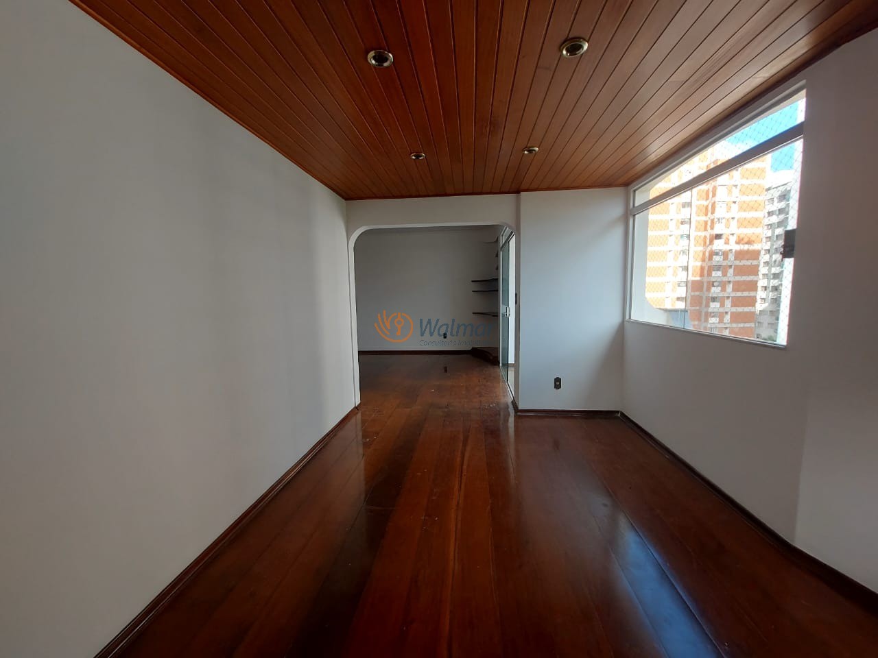 Imperdível! Apartamento à venda no Cambuí em Campinas-SP, 3 quartos, 1 suíte, 2 salas, 4 banheiros, 2 vagas, 144,16 m².