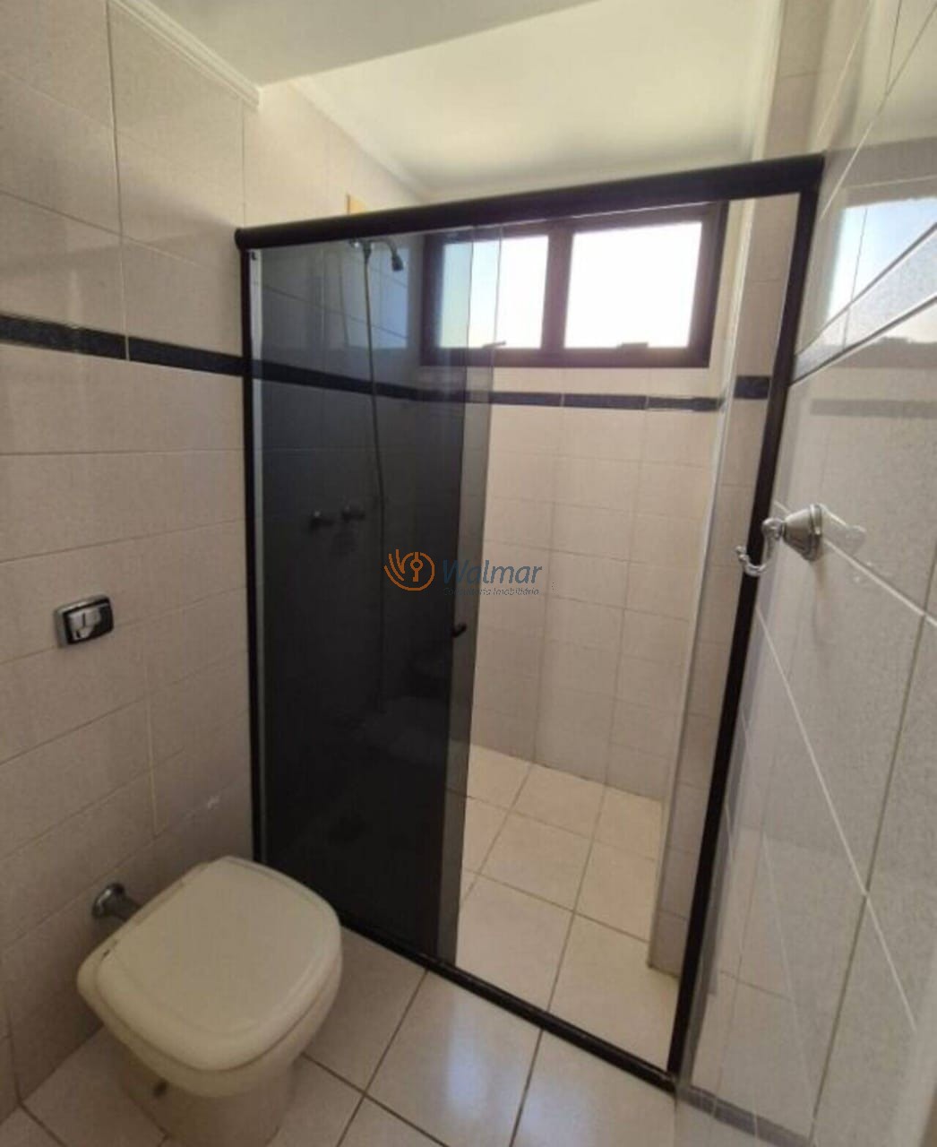 Apartamento de alto padrão à venda no Cambuí, Campinas-SP: 3 quartos, 1 suíte, 3 salas, 4 banheiros, 2 vagas, 138,78 m².
