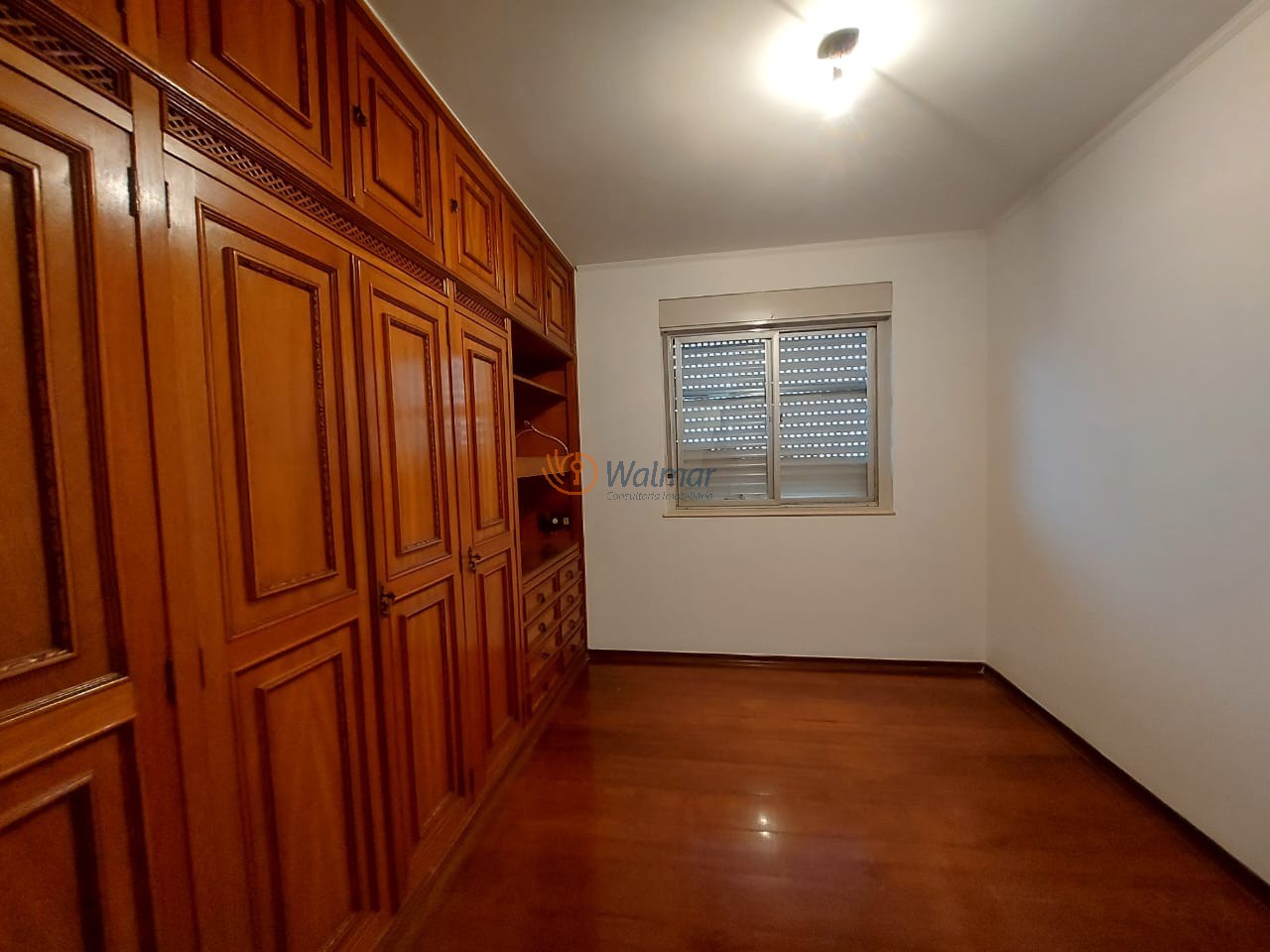 Imperdível! Apartamento à venda no Cambuí em Campinas-SP, 3 quartos, 1 suíte, 2 salas, 4 banheiros, 2 vagas, 144,16 m².