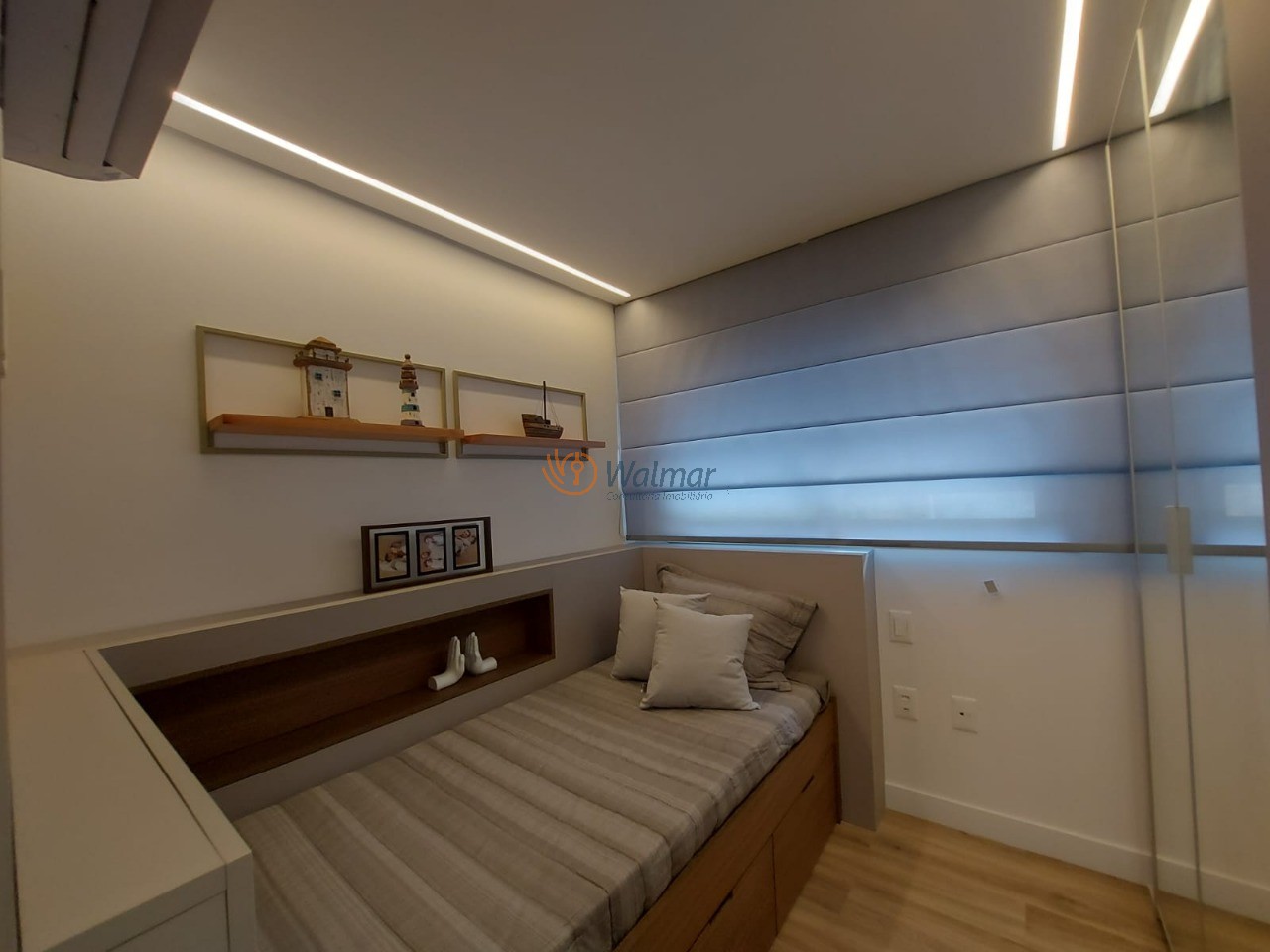 Apartamento à venda no Cambuí, Campinas-SP: 1 quarto, 2 salas, 1 banheiro, 1 vaga de garagem, 39,98 m² de área.