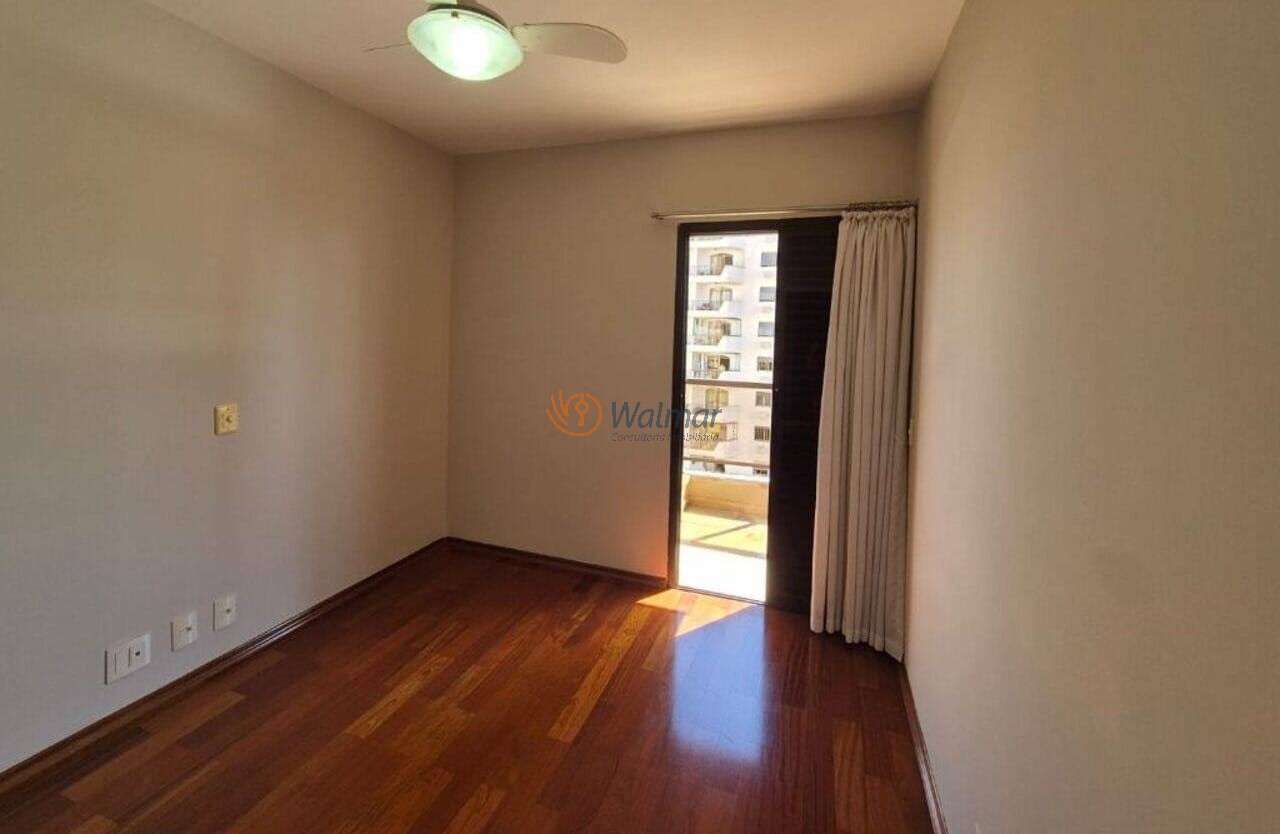 Apartamento de alto padrão à venda no Cambuí, Campinas-SP: 3 quartos, 1 suíte, 3 salas, 4 banheiros, 2 vagas, 138,78 m².