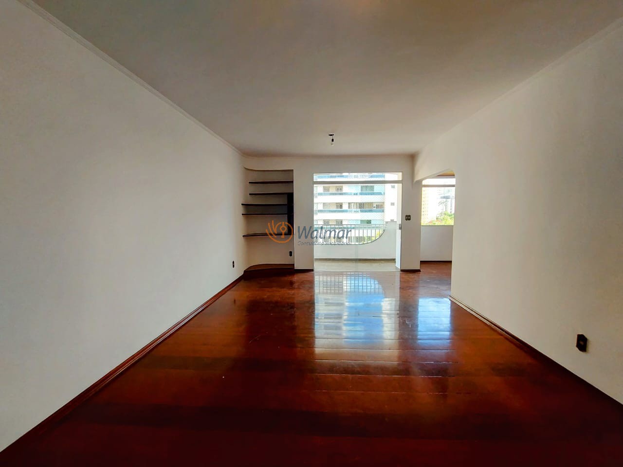 Imperdível! Apartamento à venda no Cambuí em Campinas-SP, 3 quartos, 1 suíte, 2 salas, 4 banheiros, 2 vagas, 144,16 m².