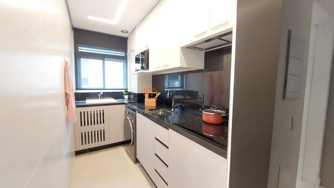 Apartamento à venda no Cambuí, Campinas-SP: 1 quarto, 2 salas, 1 banheiro, 1 vaga de garagem, 39,98 m² de área.