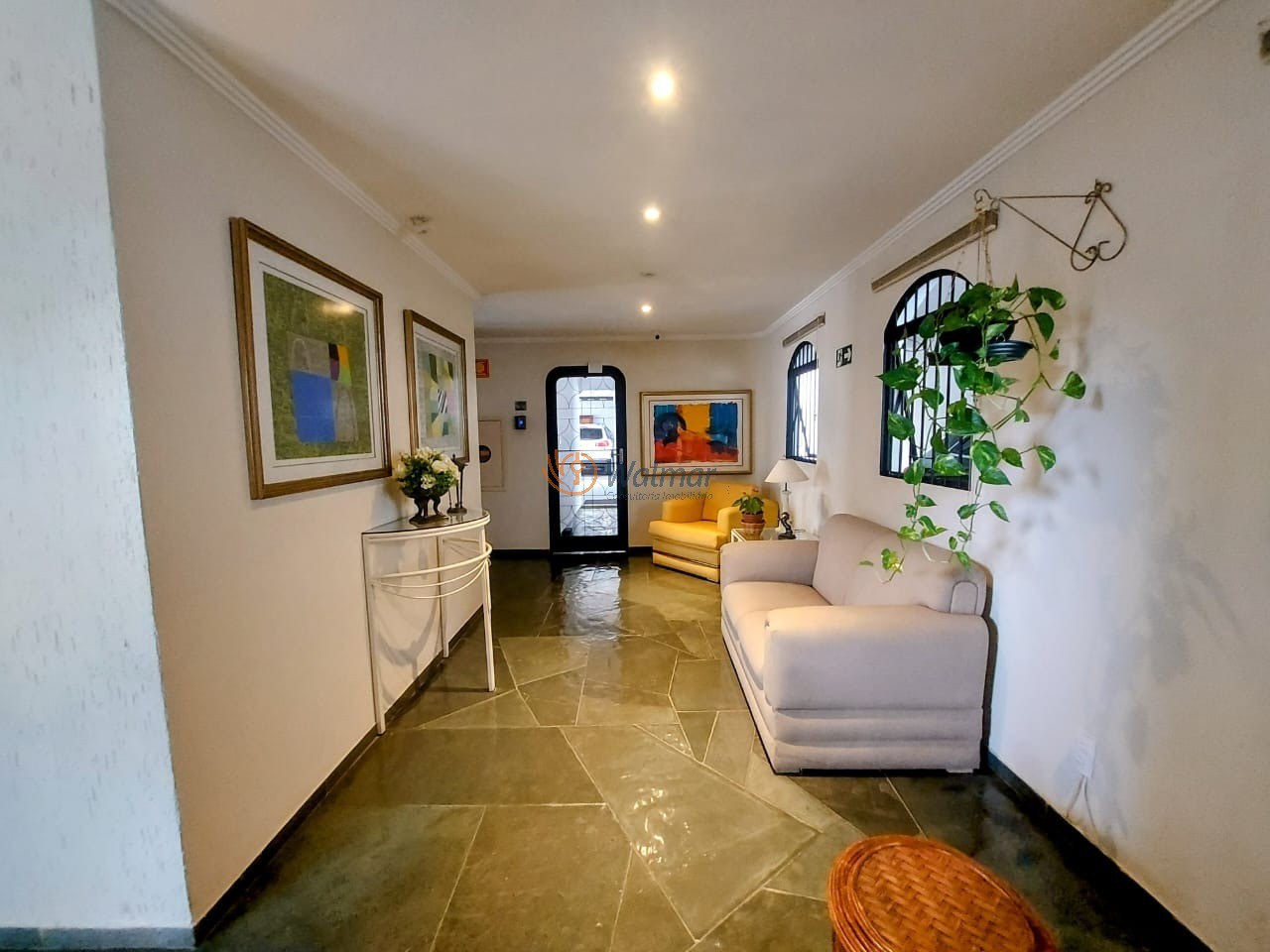 Imperdível! Apartamento à venda no Cambuí em Campinas-SP, 3 quartos, 1 suíte, 2 salas, 4 banheiros, 2 vagas, 144,16 m².