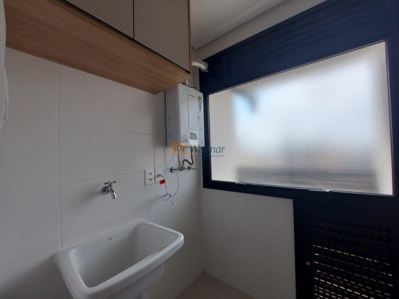Apartamento de luxo à venda no Cambuí, Campinas-SP: 1 quarto, 1 suíte, 3 salas, 2 banheiros, 1 vaga, 51m². Venha conferir!