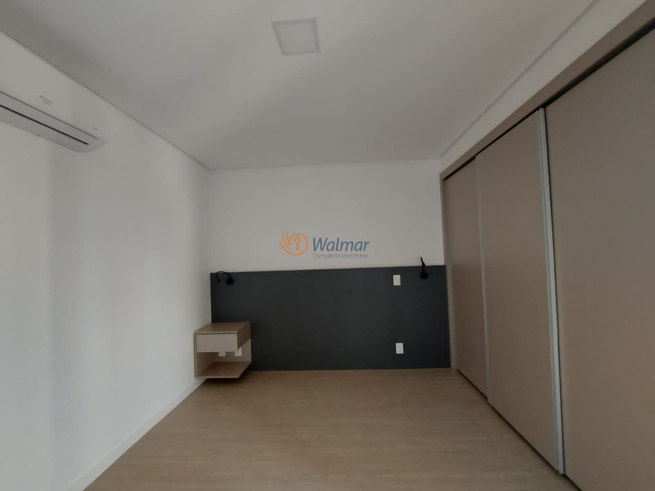 Apartamento de luxo à venda no Cambuí, Campinas-SP: 1 quarto, 1 suíte, 3 salas, 2 banheiros, 1 vaga, 51m². Venha conferir!