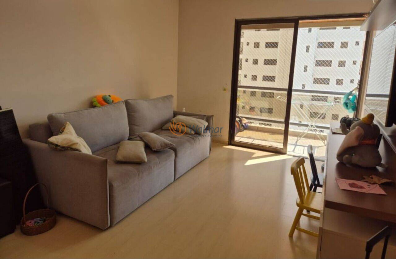 Apartamento à venda no Cambuí, Campinas-SP: 3 quartos, 1 suíte, 3 salas, 4 banheiros, 2 vagas de garagem, 112,28 m².