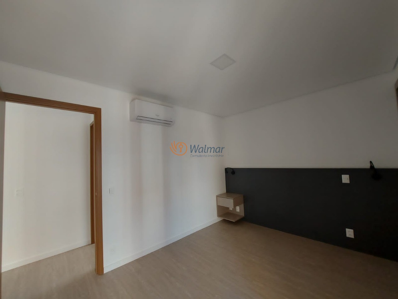 Apartamento de luxo à venda no Cambuí, Campinas-SP: 1 quarto, 1 suíte, 3 salas, 2 banheiros, 1 vaga, 51m². Venha conferir!