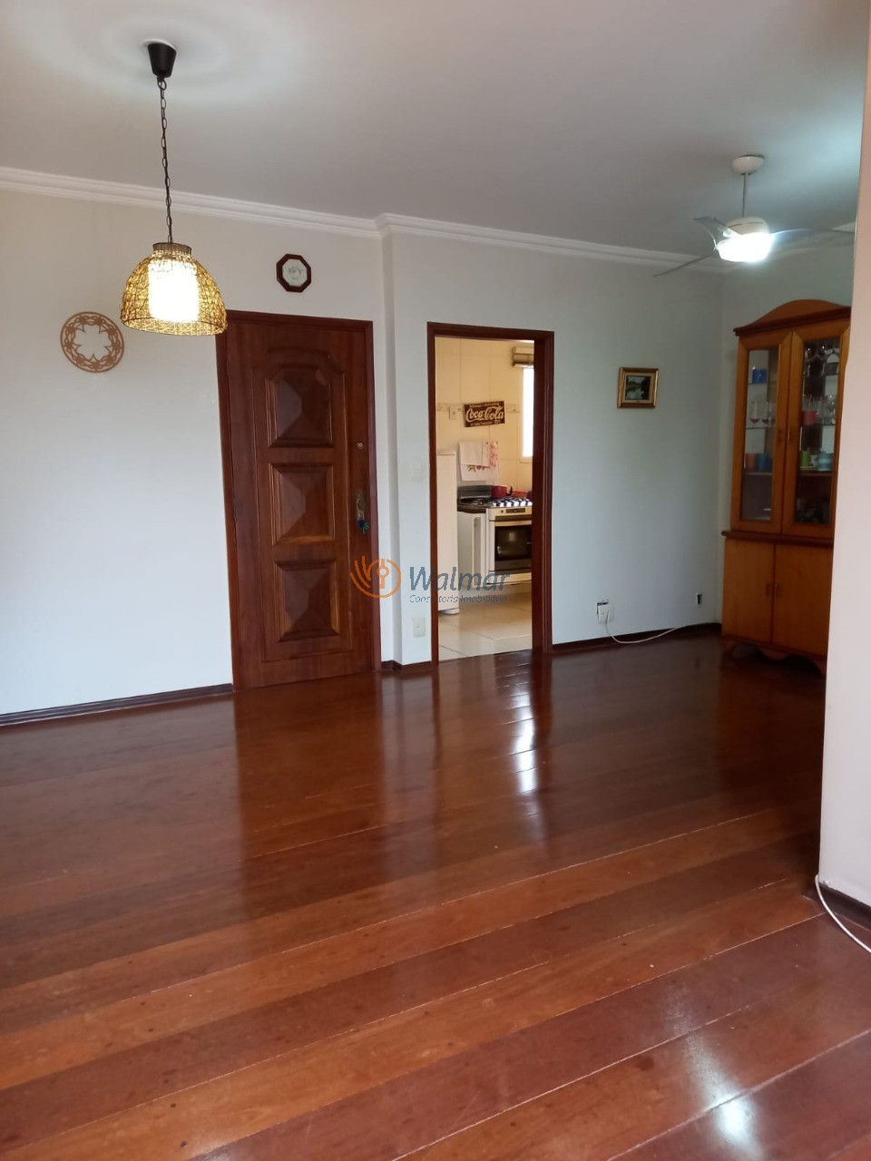 Imperdível apartamento à venda no Cambuí, Campinas-SP: 3 quartos, 1 suíte, 3 salas, 2 banheiros, 1 vaga, 90m².