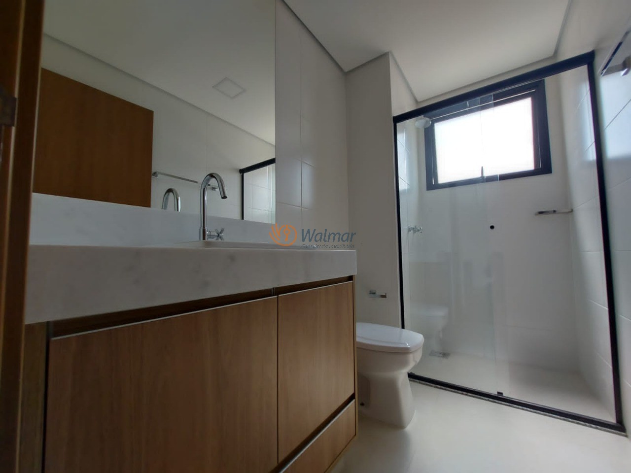 Apartamento de luxo à venda no Cambuí, Campinas-SP: 1 quarto, 1 suíte, 3 salas, 2 banheiros, 1 vaga, 51m². Venha conferir!