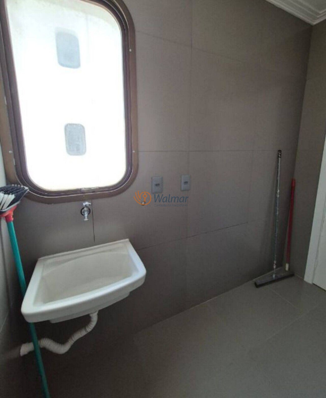 Imperdível apartamento à venda no Cambuí, Campinas-SP: 1 quarto, 1 suíte, 3 salas, 2 banheiros, 1 vaga, 60,18 m².