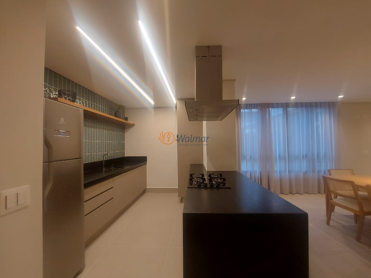 Apartamento de alto padrão no Cambuí, Campinas-SP: 1 quarto, 1 suíte, 2 salas, 2 banheiros, 2 vagas de garagem, 51,67m².