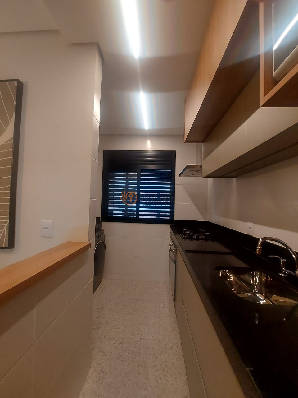 Apartamento de alto padrão no Cambuí, Campinas-SP: 1 quarto, 1 suíte, 2 salas, 2 banheiros, 2 vagas de garagem, 51,67m².
