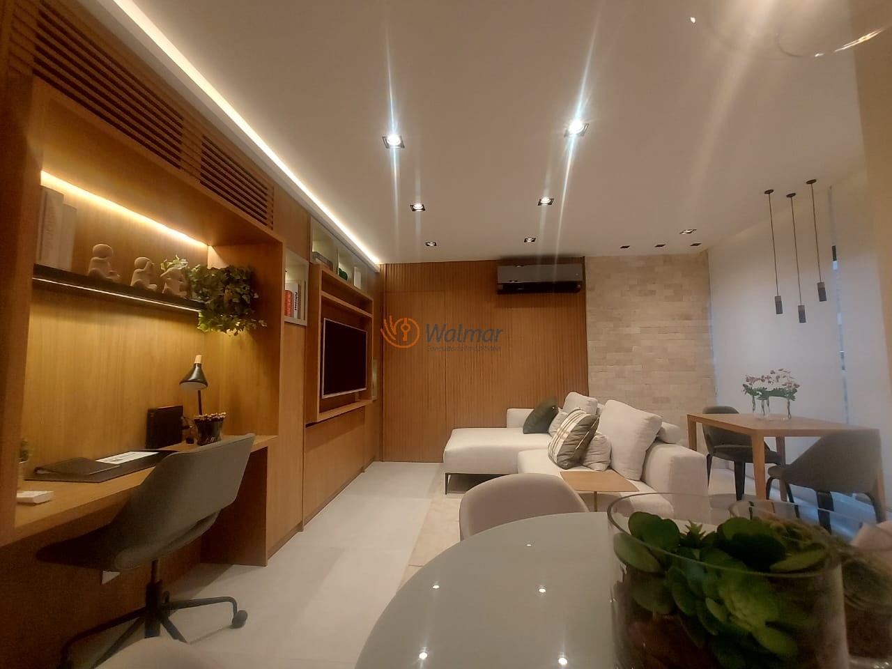 Apartamento de alto padrão no Cambuí, Campinas-SP: 1 quarto, 1 suíte, 2 salas, 2 banheiros, 2 vagas de garagem, 51,67m².