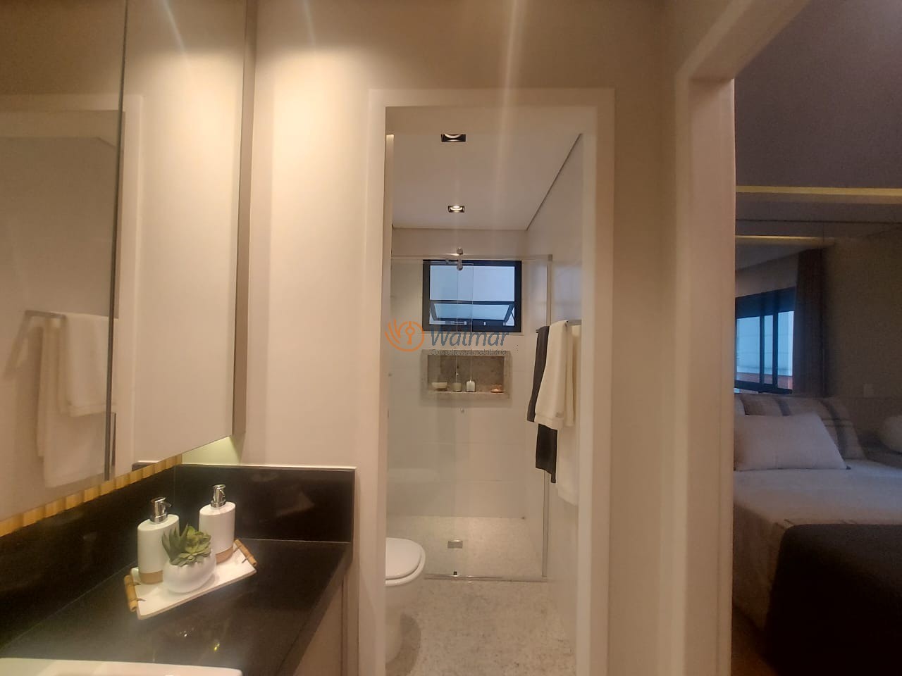 Apartamento de alto padrão no Cambuí, Campinas-SP: 1 quarto, 1 suíte, 2 salas, 2 banheiros, 2 vagas de garagem, 51,67m².