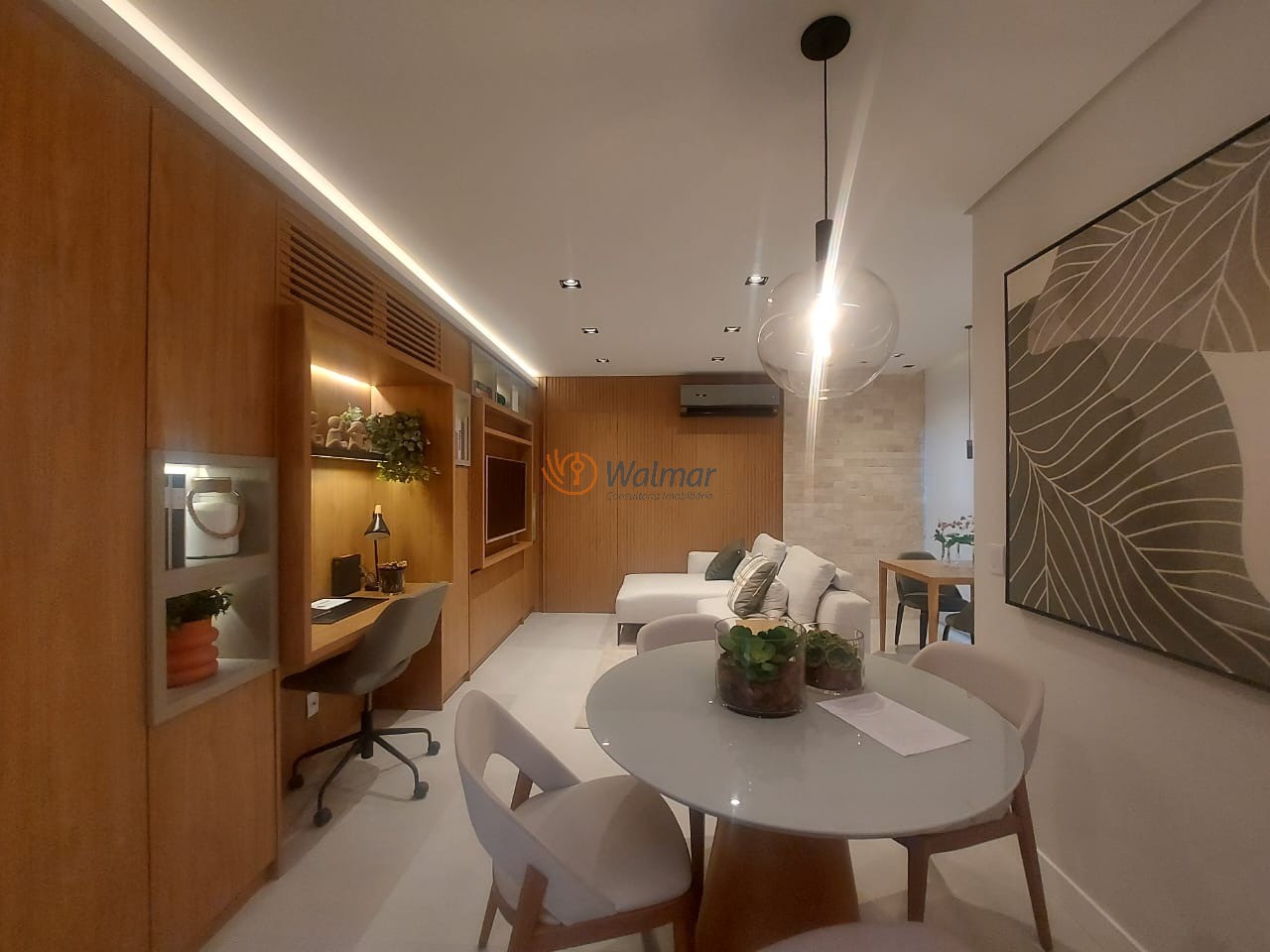 Apartamento de alto padrão no Cambuí, Campinas-SP: 1 quarto, 1 suíte, 2 salas, 2 banheiros, 2 vagas de garagem, 51,67m².