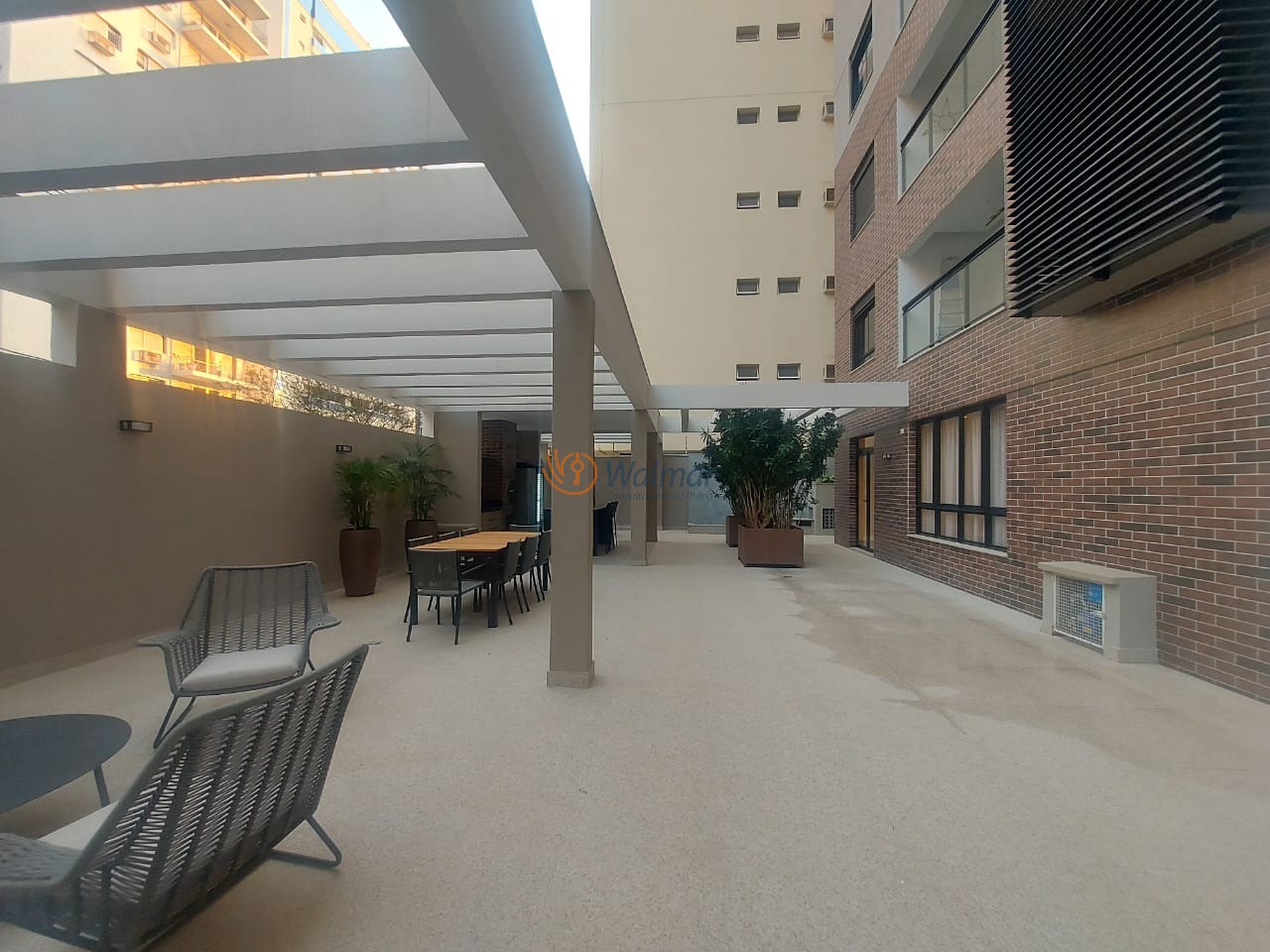Apartamento de alto padrão no Cambuí, Campinas-SP: 1 quarto, 1 suíte, 2 salas, 2 banheiros, 2 vagas de garagem, 51,67m².