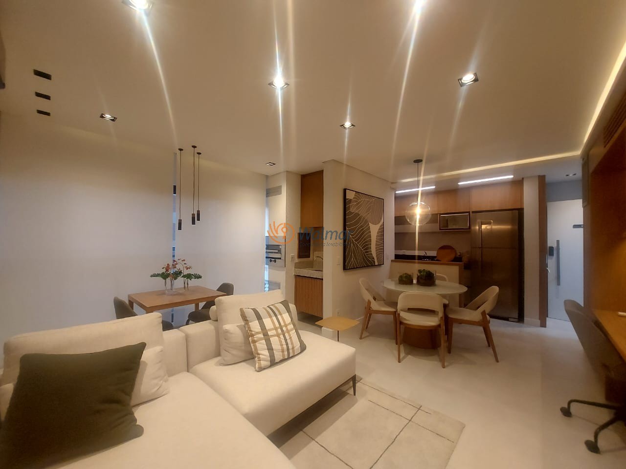 Apartamento de alto padrão no Cambuí, Campinas-SP: 1 quarto, 1 suíte, 2 salas, 2 banheiros, 2 vagas de garagem, 51,67m².