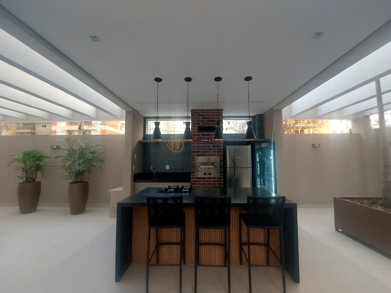 Apartamento de alto padrão no Cambuí, Campinas-SP: 1 quarto, 1 suíte, 2 salas, 2 banheiros, 2 vagas de garagem, 51,67m².