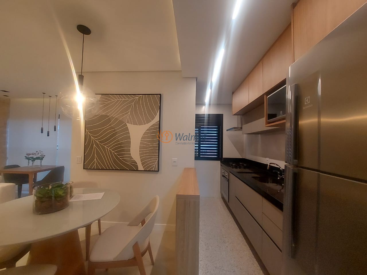 Apartamento de alto padrão no Cambuí, Campinas-SP: 1 quarto, 1 suíte, 2 salas, 2 banheiros, 2 vagas de garagem, 51,67m².