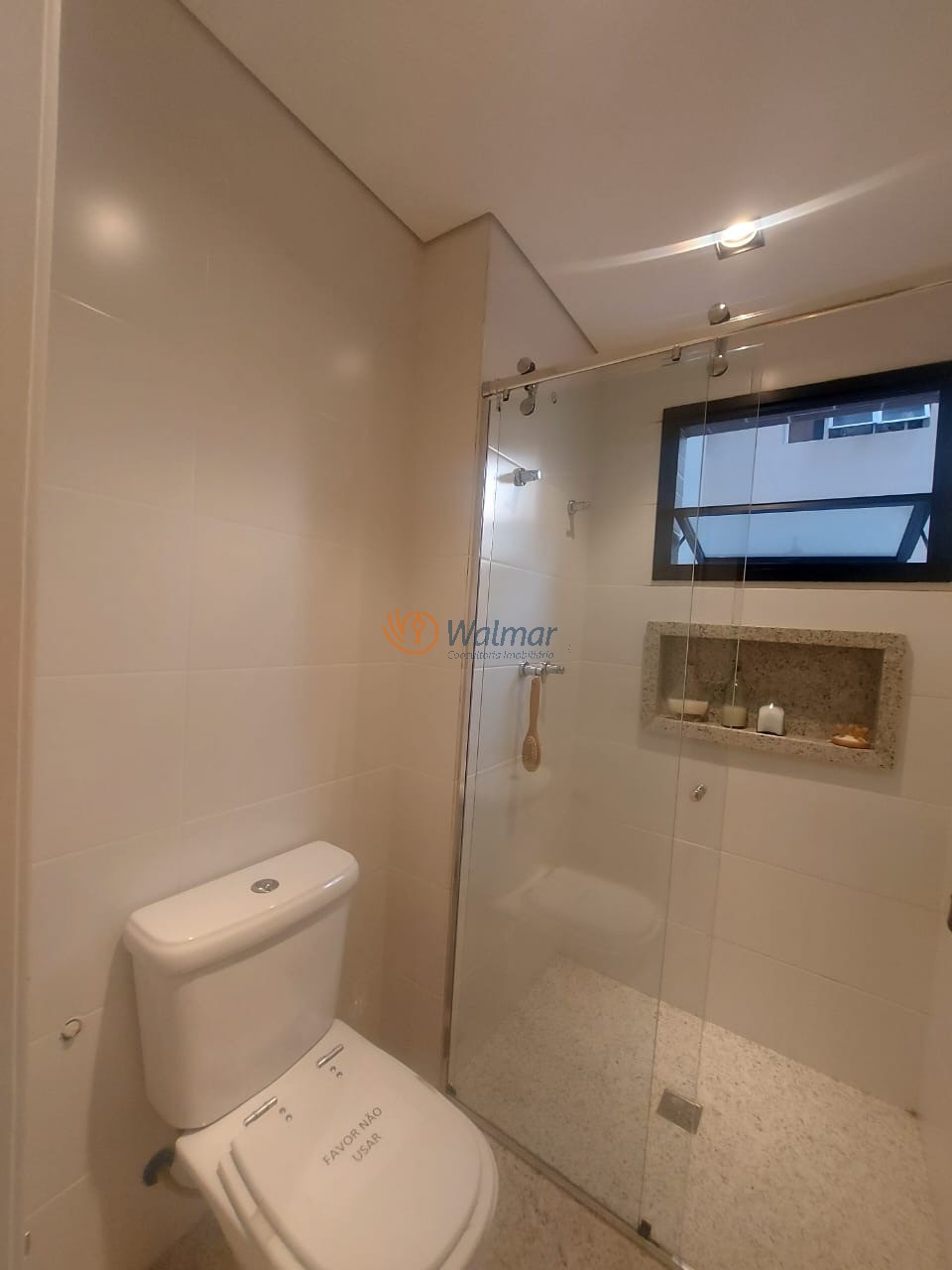 Apartamento de alto padrão no Cambuí, Campinas-SP: 1 quarto, 1 suíte, 2 salas, 2 banheiros, 2 vagas de garagem, 51,67m².