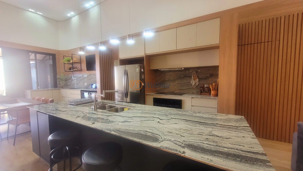 Casa, 4 quartos, 230 m² - Foto 4