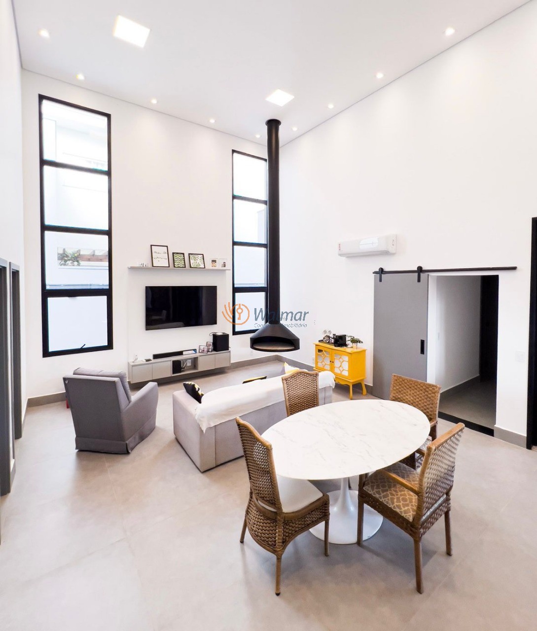 Casa, 3 quartos, 229 m² - Foto 2