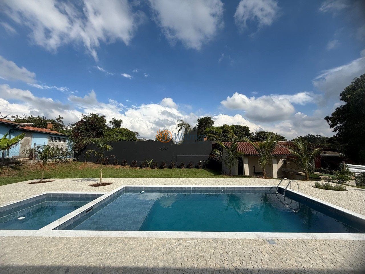 Casa, 4 quartos, 320 m² - Foto 1
