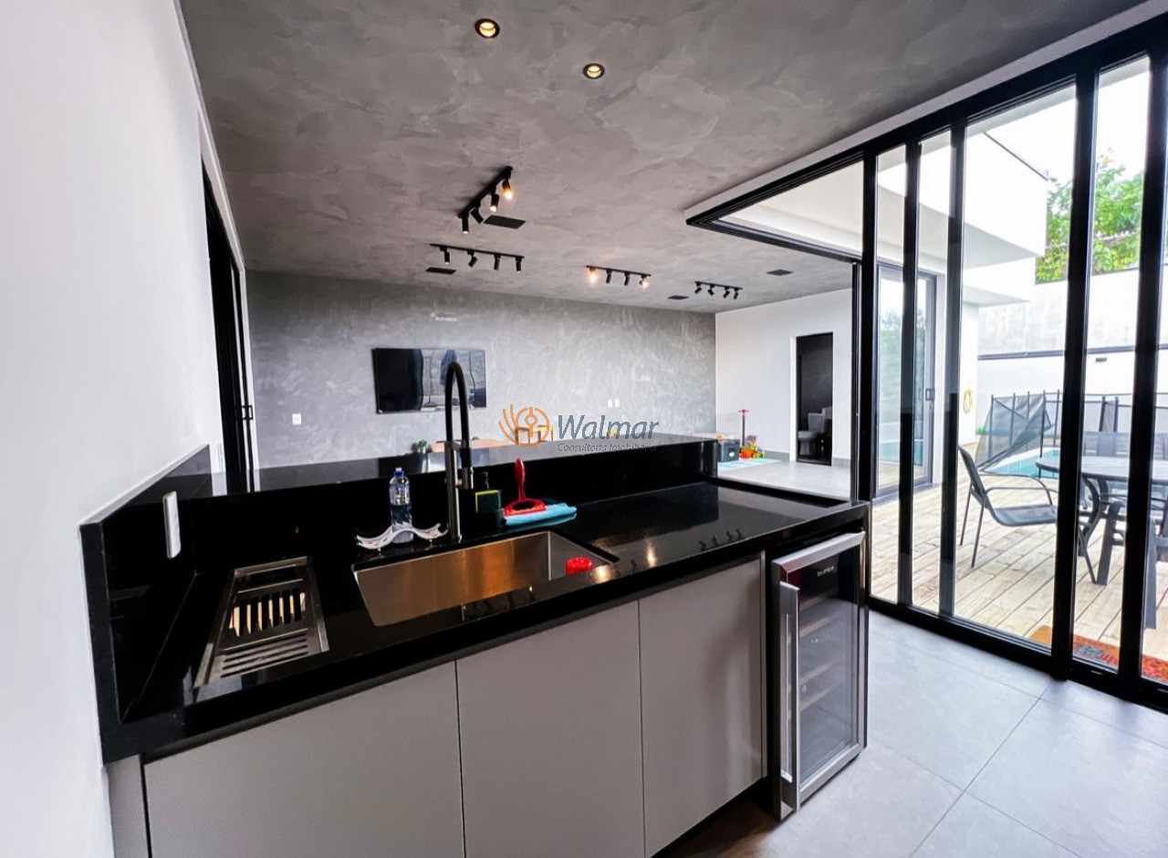 Casa, 3 quartos, 229 m² - Foto 6