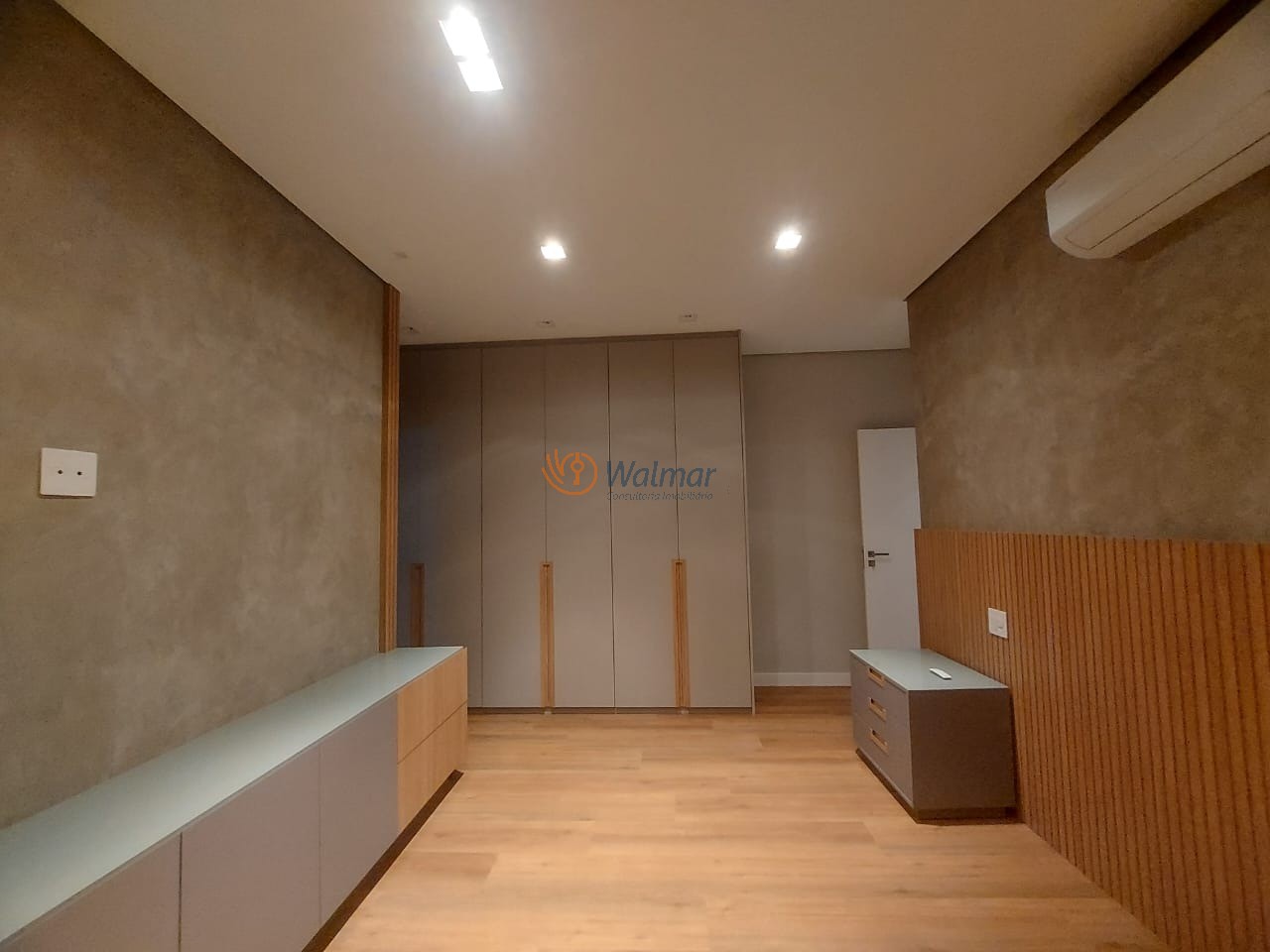 Casa, 3 quartos, 230 m² - Foto 1