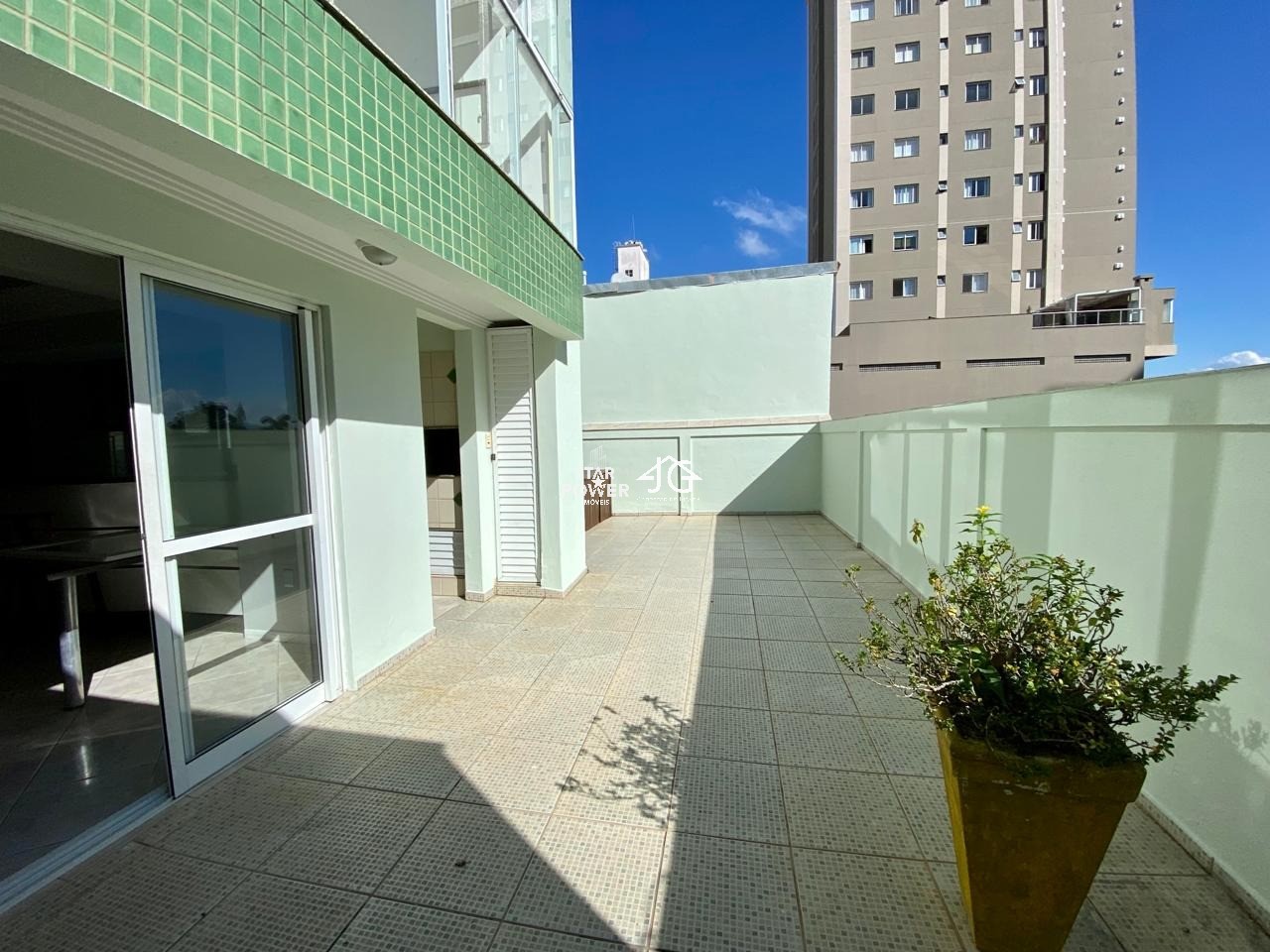 Apartamento, 3 quartos, 152 m² - Foto 2