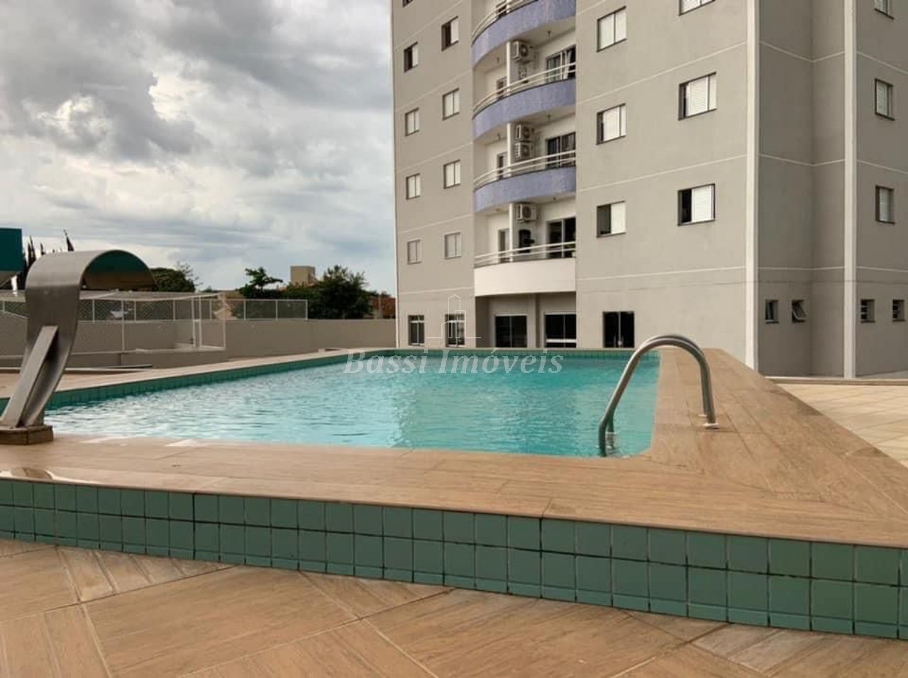 Imperdível: Apartamento à venda em Mogi Guaçu-SP, Rua Belém do Pará, 3 quartos, 1 suíte, 2 salas, 2 banheiros, 74m².