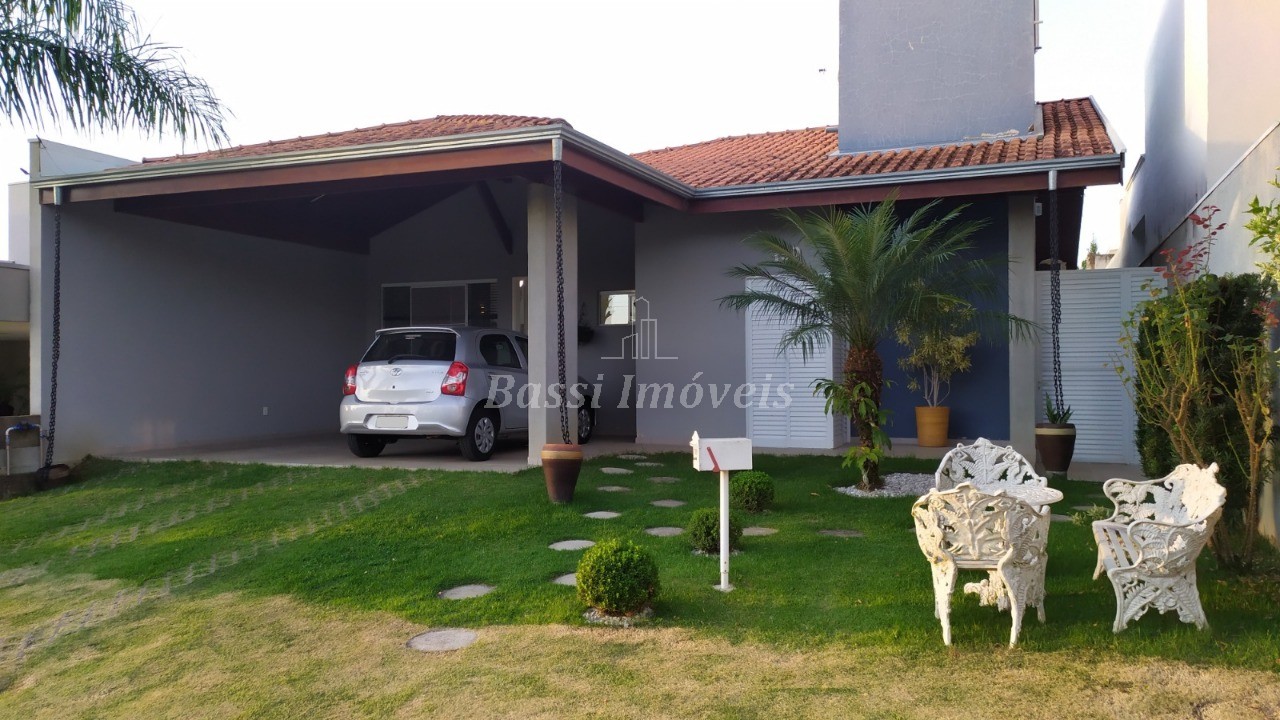 Casa em Condomínio à Venda em Estiva Gerbi-SP - Residencial Palm Park: 3 Quartos, 1 Suíte, 2 Salas, 2 Banheiros, 4 Vagas, 148,24m².