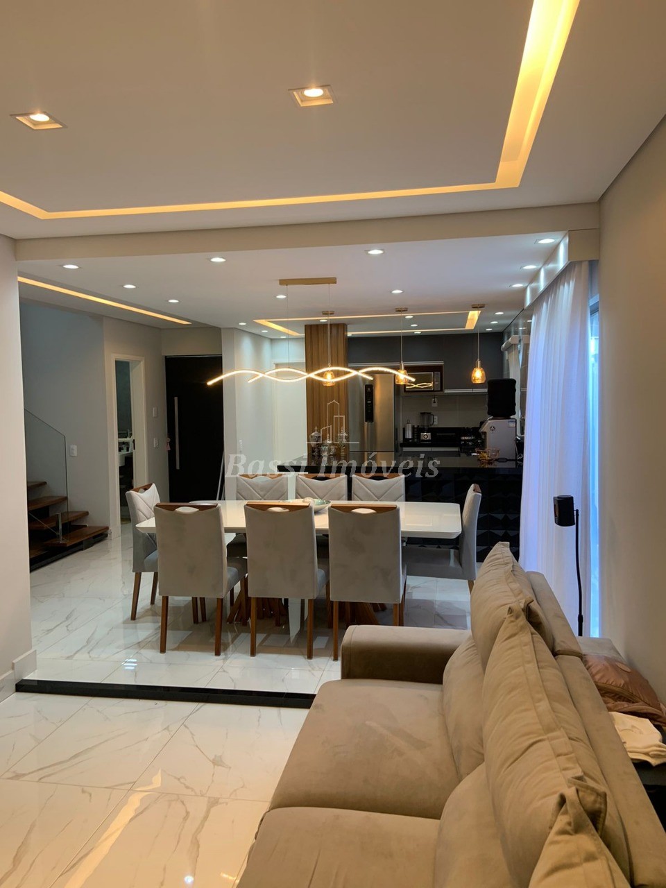 Imperdível Casa em Condomínio de Luxo em Mogi Guaçu-SP, Jardim Progresso: 4 Quartos, 4 Suítes, 2 Salas, 2 Vagas, 193m²!