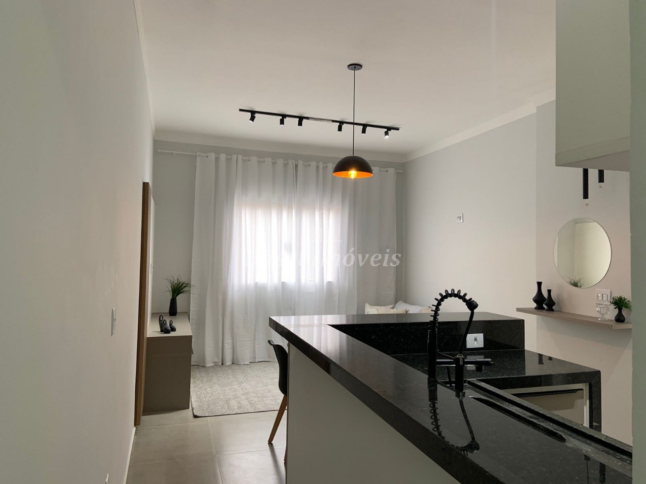 Casa à venda em Mogi Guaçu-SP, Jardim Alvorada: 2 quartos, 2 salas, 2 vagas de garagem. Confira!