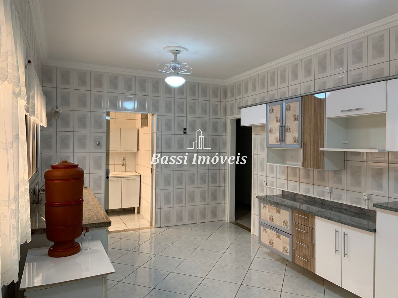 Espetacular casa à venda em Mogi Guaçu-SP, Recanto do Itamaracá: 3 quartos, 3 suítes, 3 salas, 2 vagas de garagem, 240m².